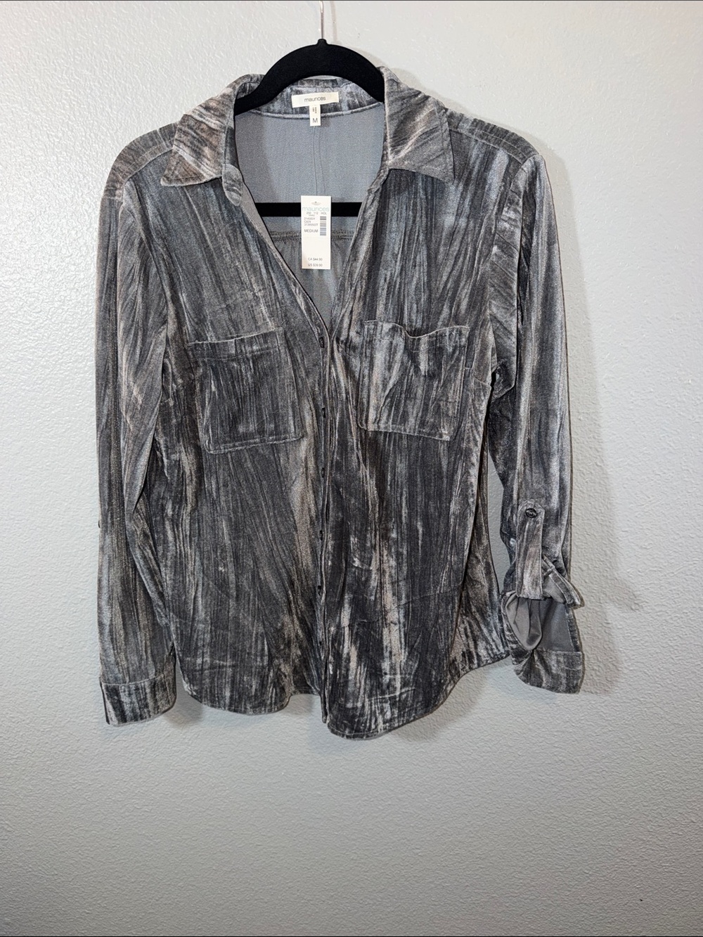 Women’s Button-Front Crushed Velvet Blouse